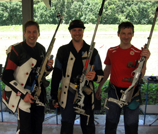 KNEGLER EMONS I HADZIBEKOV S LEVA